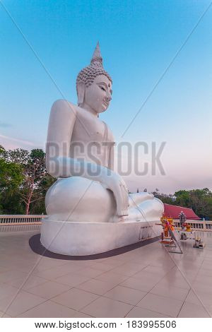 White Statue Buddha