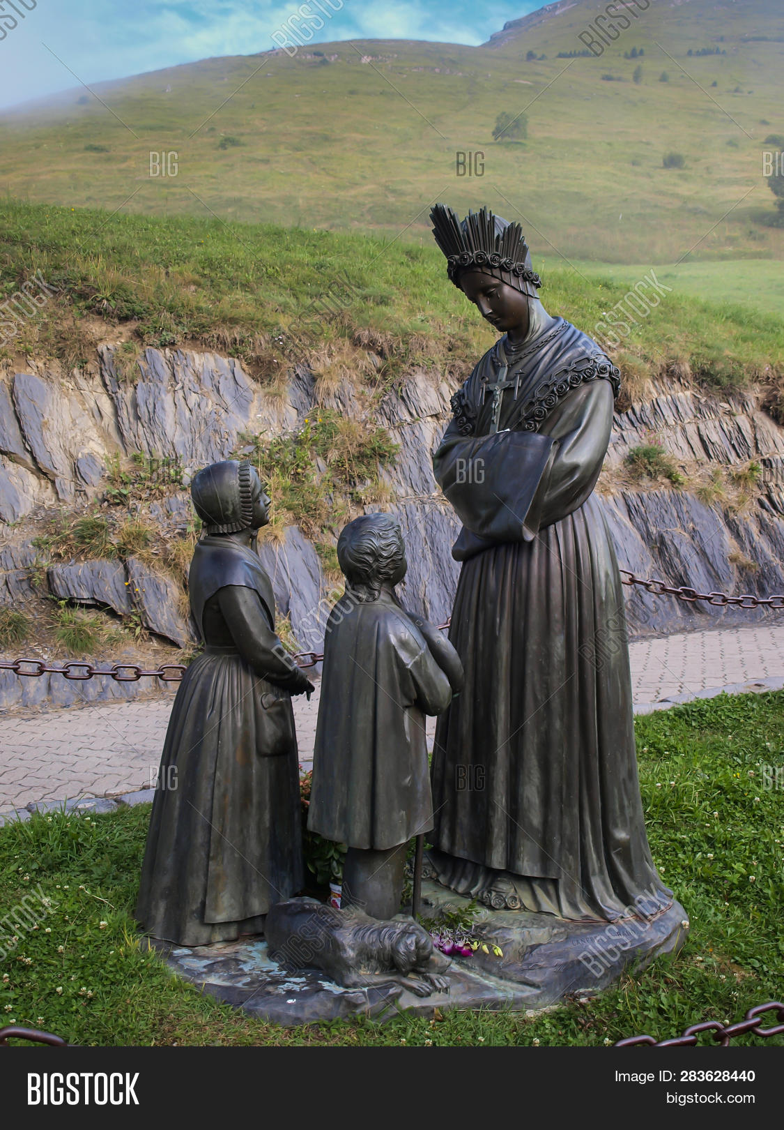 Statue Depicting Our Image & Photo (Free Trial) Bigstock