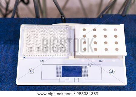 Personal Equipment Laboratory Assistant For Greater Or Improved Productivity And Eliminate Errors Of