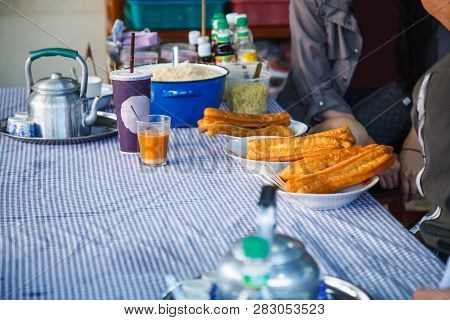 Youtiao (chinese Fried Churro, Chinese Cruller, Chinese Oil Stick, Chinese Doughnut, Fried Breadstic