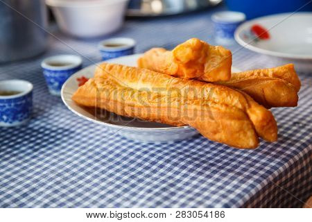 Youtiao (chinese Fried Churro, Chinese Cruller, Chinese Oil Stick, Chinese Doughnut, Fried Breadstic
