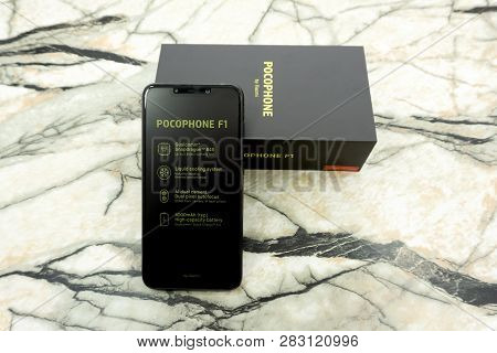 The Xiaomi Pocophone F1 Has A Large 6.18-inch Ips Display, A Qualcomm Snapdragon 845 Soc And 6 Gb Of