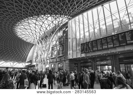 London, England - May 19, 2018. Interior Of Kings Cross Western Concourse, London, England, May 19, 