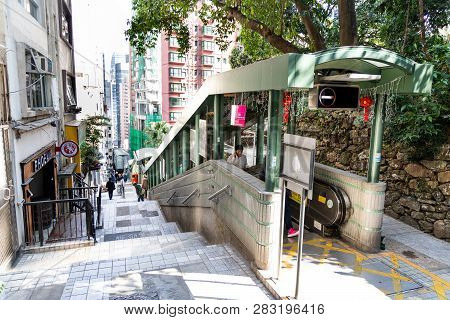 Hong Kong, February 9, 2019:  The Central Mid-levels Escalator And Walkway System Is The Longest Out