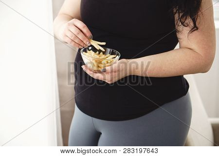 Weight Loss, Overweight, Plus Size, Diet, Unhealthy Eating, Fast Food, Overeating. Fat Woman With Fr