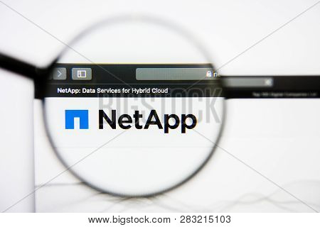Los Angeles, California, Usa - 25 January 2019: Netapp Technology Website Homepage. Netapp Technolog