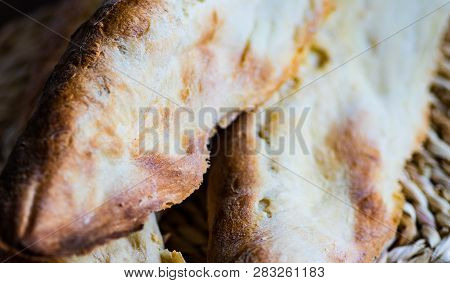 Georgian Bread Shotis Puri