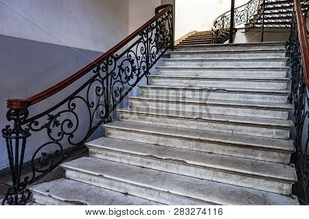 Old Tbilisi Architecture