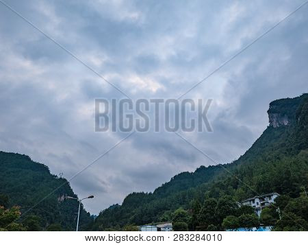 Mountainscape On Tianzishan Mountain In Zhangjiajie National Forest Park In Wulingyuan District Zhan