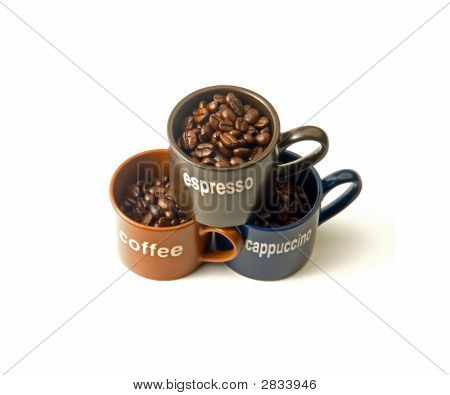 Šálků kávy zrnkové kávy