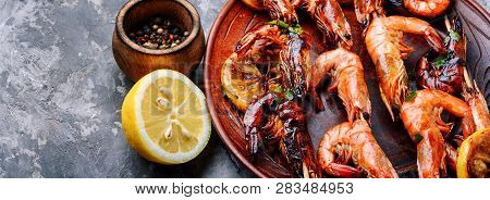 Grilled Shrimps Skewers With Lemon