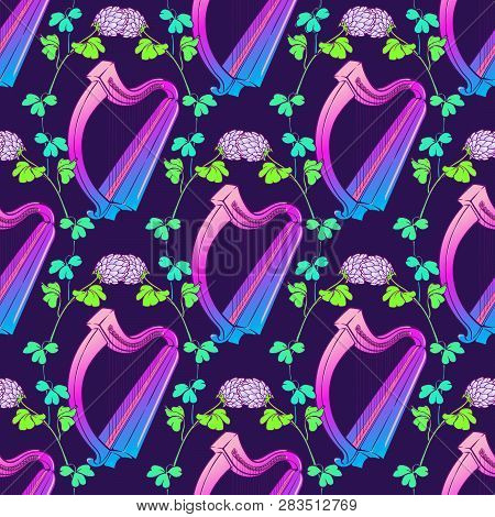 St. Patricks Day Festive Seamless Pattern With Traditional Irish Harps And Clover Leaves. Trendy Col