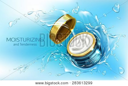Vector 3d Realistic Advertising Mock Up - Moisturizing Cream In Jar With Water Splashes, Cosmetics. 