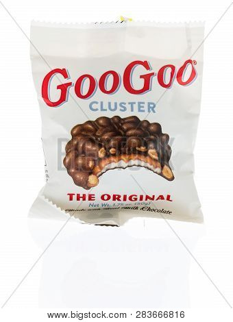 Winneconne, Wi - 8 February 2019: A Package Of Goo Goo Cluster In Original Flavor On An Isolated Bac