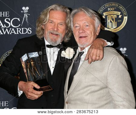 LOS ANGELES - FEB 9:  Jeff Bridges, Loyd Catlett at the 33rd Annual American Society Of Cinematographers Awards at the Dolby Ballroom on February 9, 2019 in Los Angeles, CA