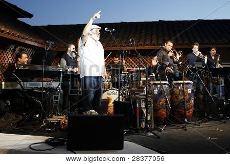 SANTA YNEZ, CA - 30 maj: Poncho Sanchez på 