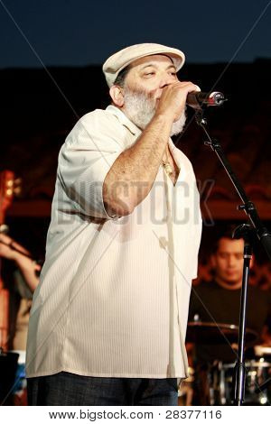 SANTA YNEZ, CA - 30 maj: Poncho Sanchez på 