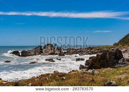Amazing Coastline At Cape Foulwind Westport New Zealand, Great Coast With The Waves Of The Ocean In 