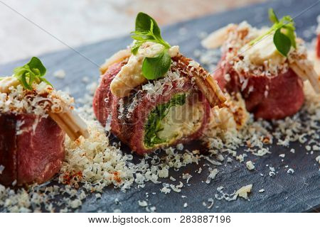 Roll with wagyo beef and seaweed, cucumber