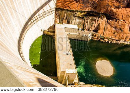 Lake Powell, Page, Arizona November 2013: High Angle View Of The Arch-gravity Glen Canyon Dam Used F