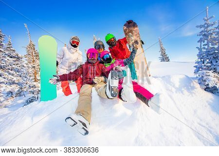 Group Happy Friends Man Snd Woman Snowboarders And Skiers Having Crazy Fun Ski Resort Winter Forest