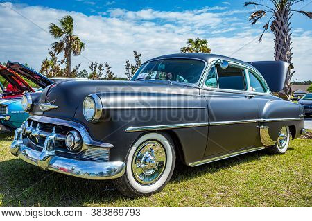 Savannah, Ga / Usa - April 21, 2018: 1953 Chevrolet 210 Coupe At A Car Show In Savannah, Georgia.
