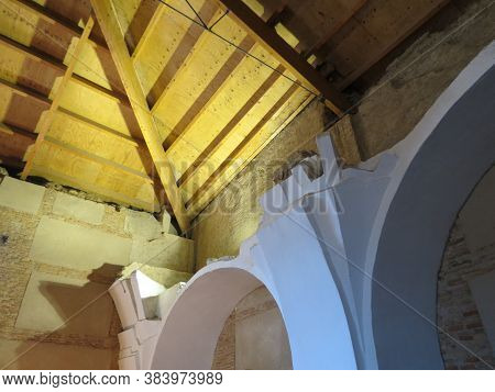 Sahagun, Leon, Spain - May 27, 2015. Inside Detail Of Pilgrim Albergue In Trinity Church - New Woode