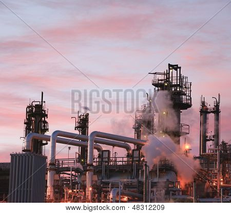 Petrol rafinerisi