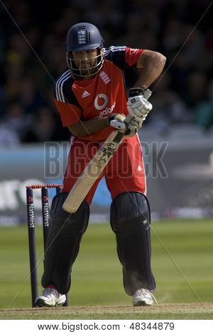 LONDRA - 12 SETTEMBRE 2009; Londra Inghilterra: Giocatore di squadra Inghilterra Ravi Bopara durante il Nat West, un quarto 