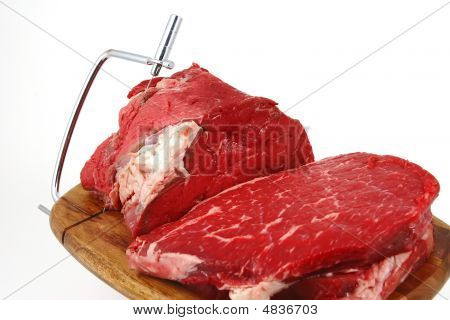 Carne cruda su Cutboard
