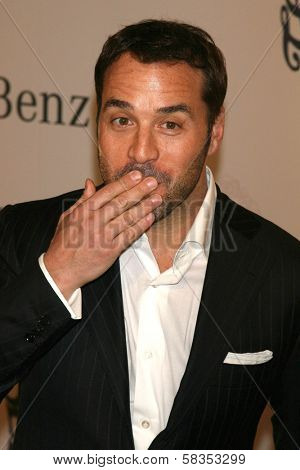 Jeremy Piven at the 17th Carousel of Hope Ball to benefit The Barbara Davis Center for Childhood Diabetes. Beverly Hilton Hotel, Beverly Hills, CA. 10-28-06