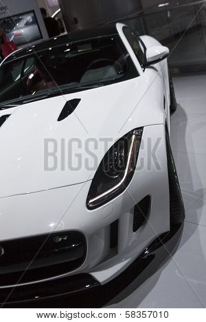 Detroit - January 26 :the New 2015 Jaguar F-type At The North American International Auto Show Janua