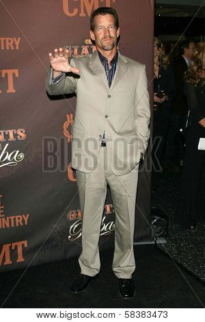 James Denton at the CMT Giants honoring Reba McEntire. Kodak Theatre, Hollywood, CA. 10-26-06