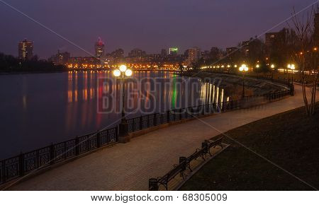 Evening shot of promenade in Donetsk.