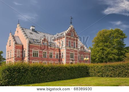 Palsjo Slott From Front Garden