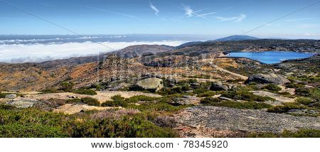 Lagoa Comprida Na Serra Da Estrela
