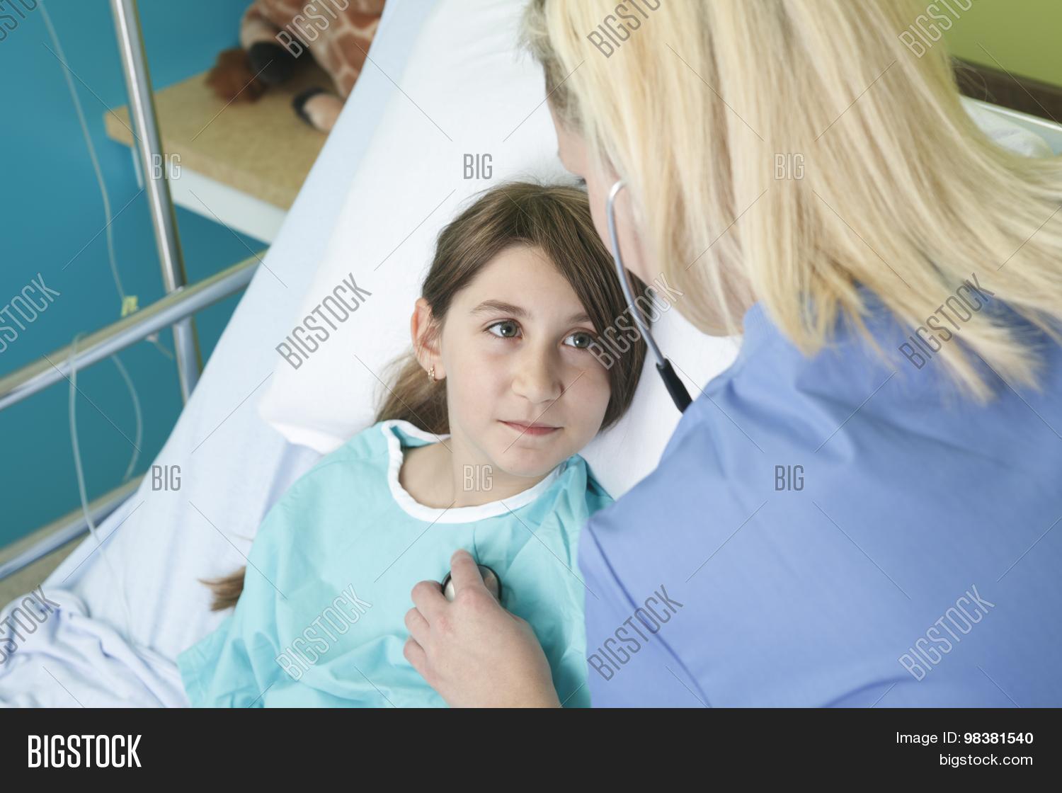 Little Girl Hospital Image & Photo (Free Trial) Bigstock