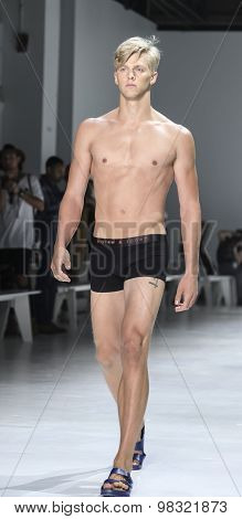 Parke & Ronen