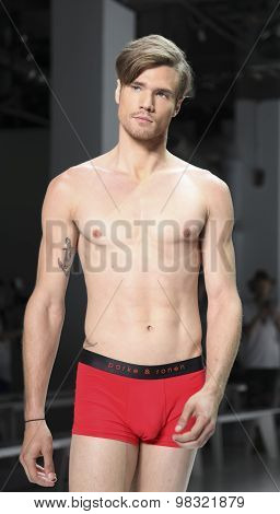 Parke & Ronen
