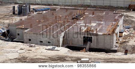 Construction of an apartment house