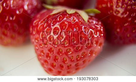 Strawberry close-up plan watch texture FULL prewiew
