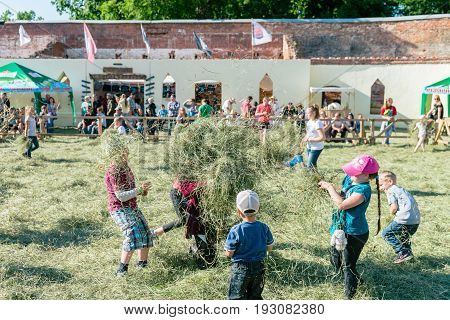 TROSTYANETS, UKRAINE - JUNE 25, 2017: Old Castle fest in action. Knights fight just beginning. This is 8 time traditional fest with historical costumes, foods and fights.