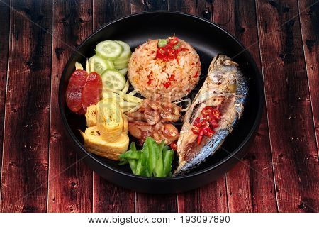 Fried Jasmine Rice With Shrimp Paste Call Kao Klok Kapi .