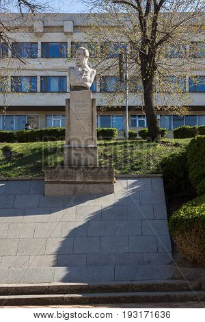 SHUMEN, BULGARIA - APRIL 10, 2017:  Monument of Lajos Kossuth in city of Shumen, Bulgaria