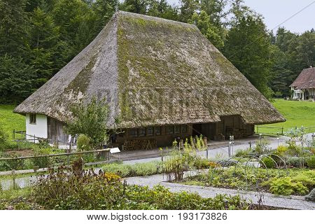 Farmhouse with straw roof from Oberentfelden Switzerland