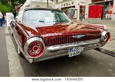 BERLIN - JUNE 17 2017: Personal luxury car Ford Thunderbird (third generation) 1963. Rear view. Classic Days Berlin 2017.
