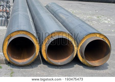 Laying of large-diameter pipes to replace the heating main
