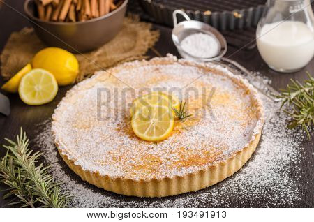 Delish Leamon Tart