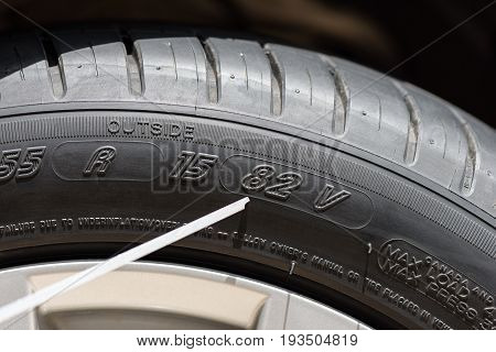 Car Tire Details