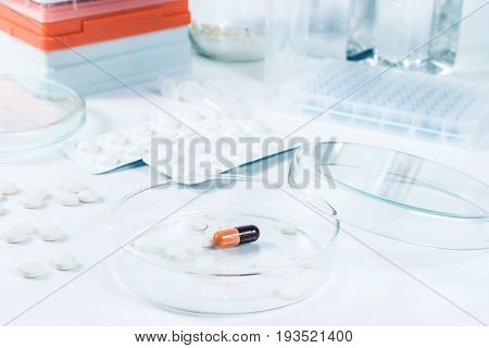 Analysis of medicaments in laboratory. Medical Research and diseases Science